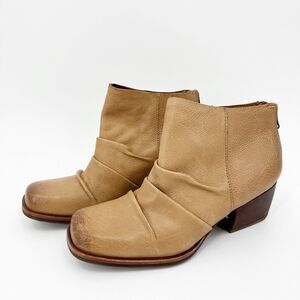 Kork-Ease Bootie 6.5M Womens Kissel‎ Tan Ruched Leather Ankle Back Zip City Chic